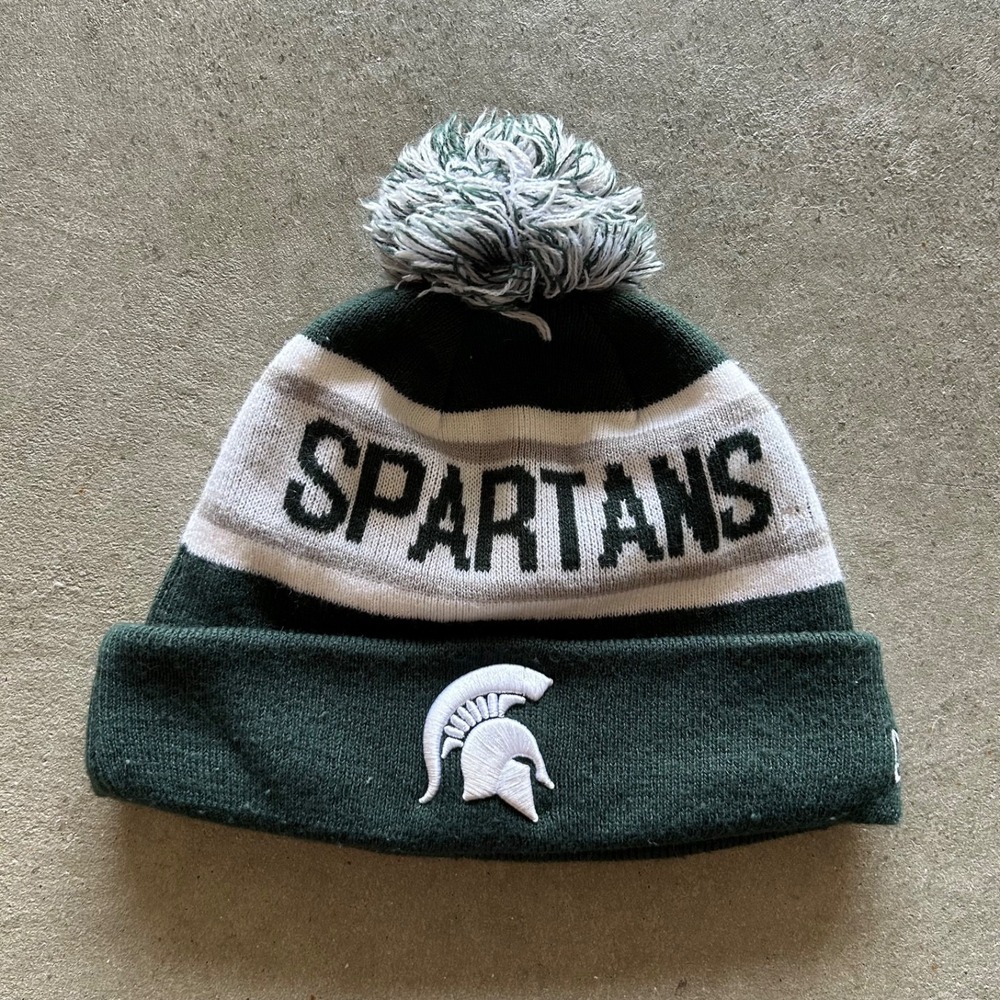 New Era Michigan State Pom Beanie Hat Cap One Size Green NCAA Spartans College